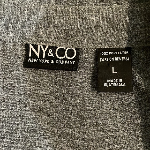 2/$30 NY & Co New York and Company Grey Blouse Size Large - Picture 14 of 14
